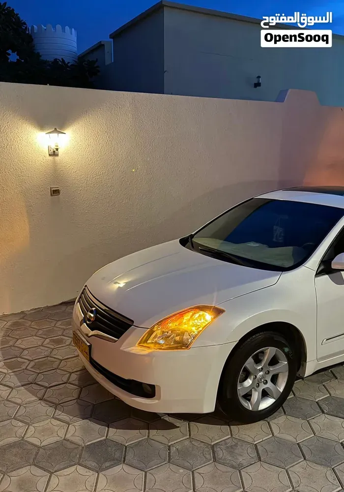 Nissan Altima 2008 photo 2