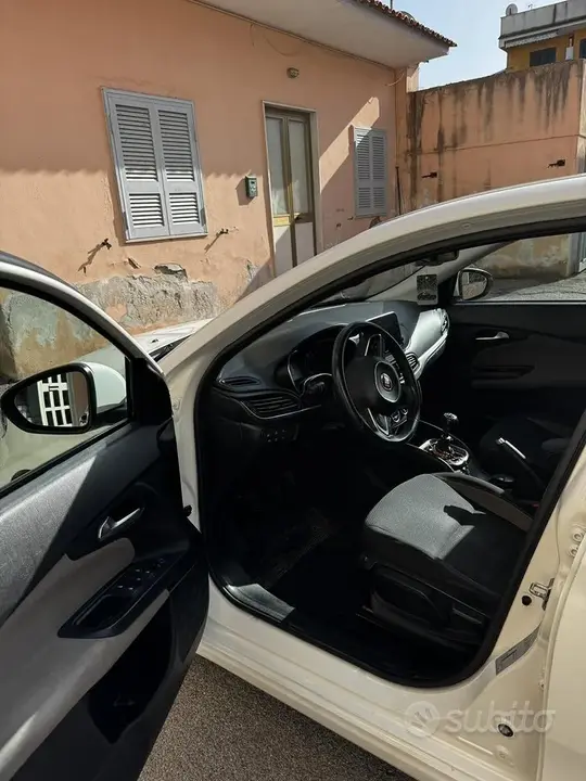 Fiat Tipo 2016 photo 3