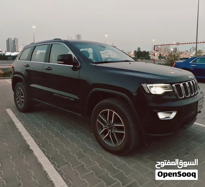 Jeep Grand Cherokee 2021 photo 2