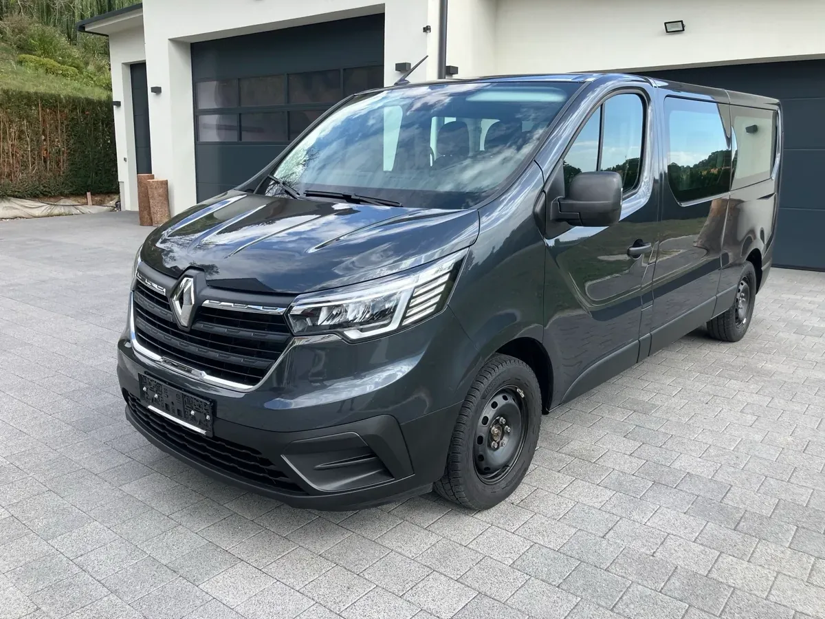 Renault Trafic 2024 photo 3