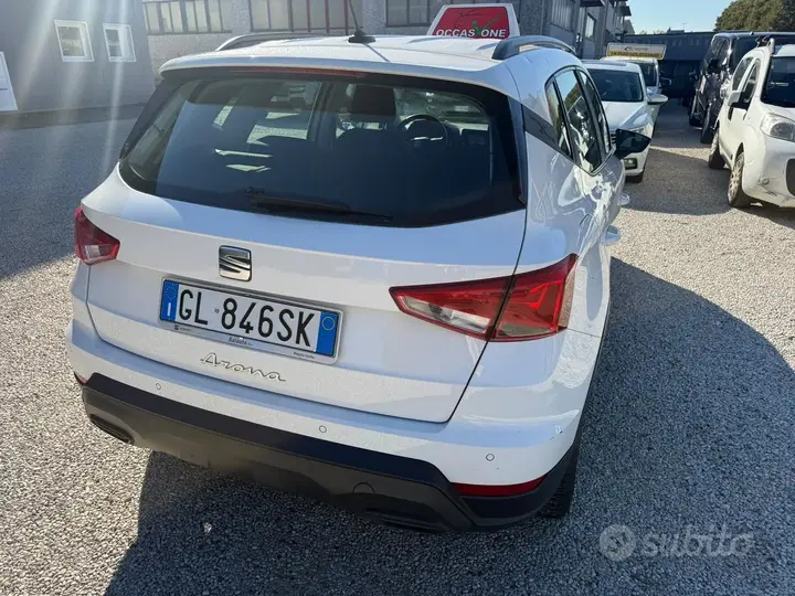 Seat Arona 2023 photo 2