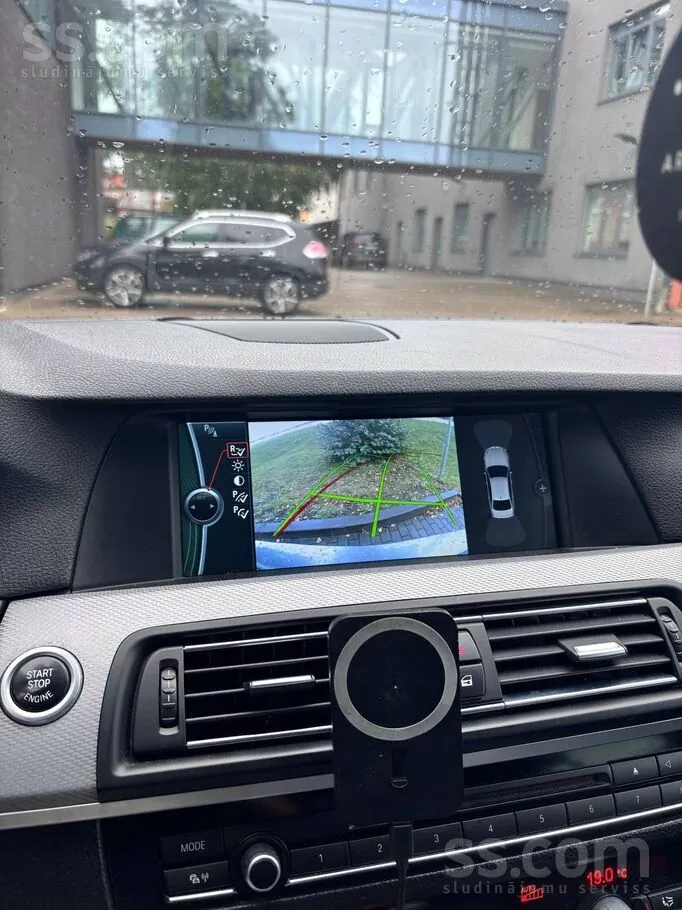 BMW 525D 2011 photo 4