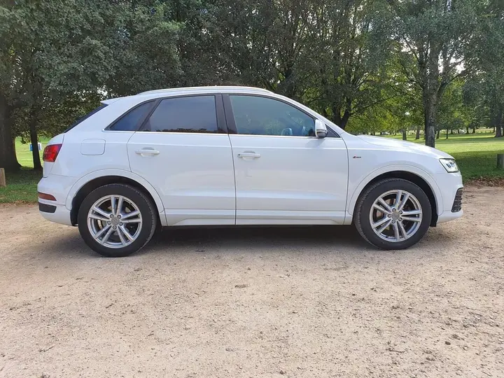 Audi Q3 2016 photo 4