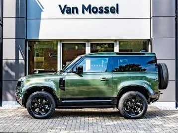 Land Rover Defender 2026 photo 3