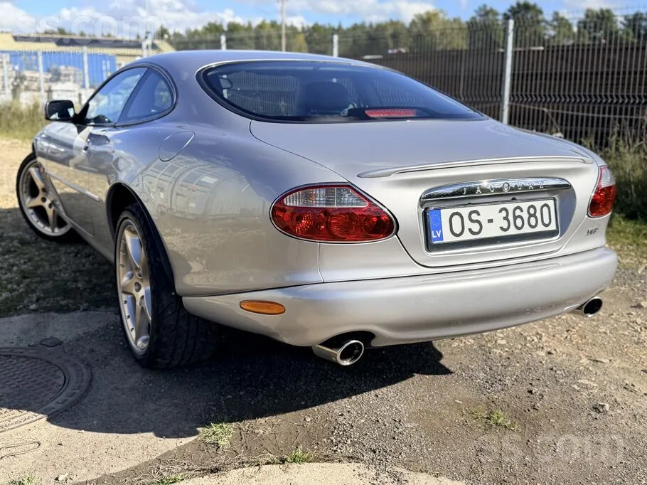 Jaguar Xkr 2001 photo 2