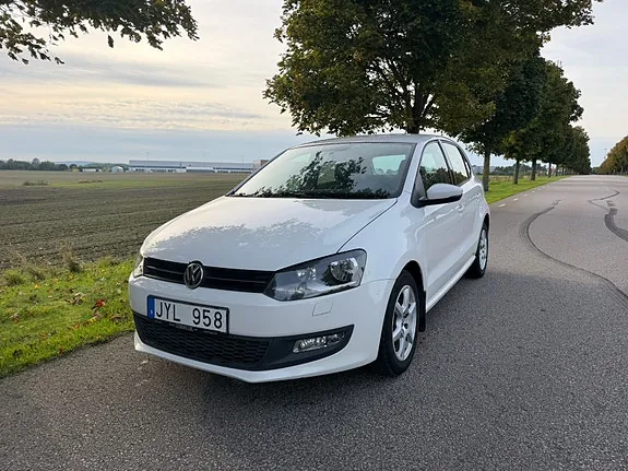 Volkswagen Polo 2010 photo 2