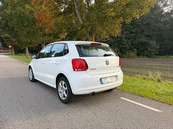 Volkswagen Polo 2010 photo 3