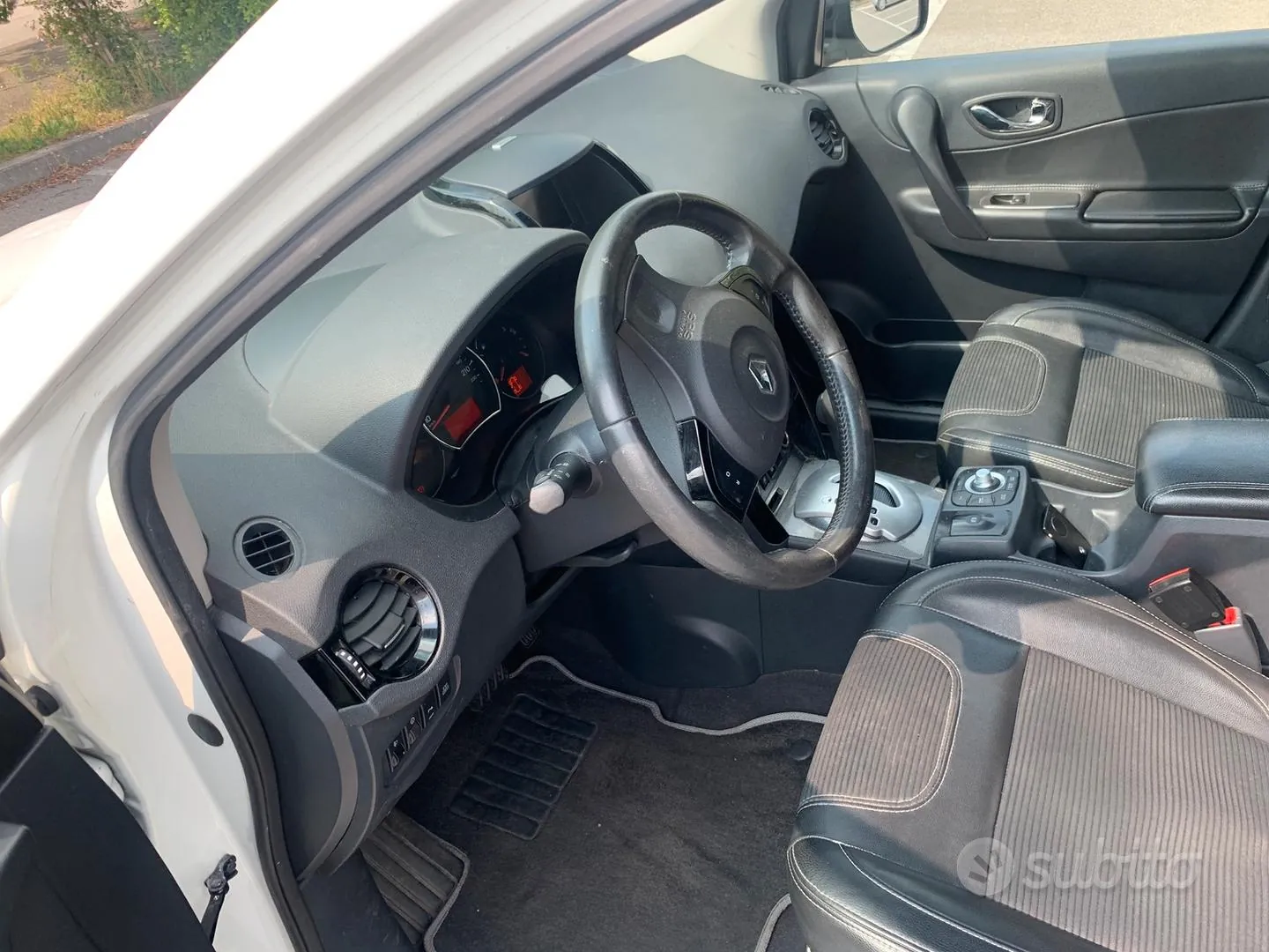 Renault Koleos 2011 photo 4