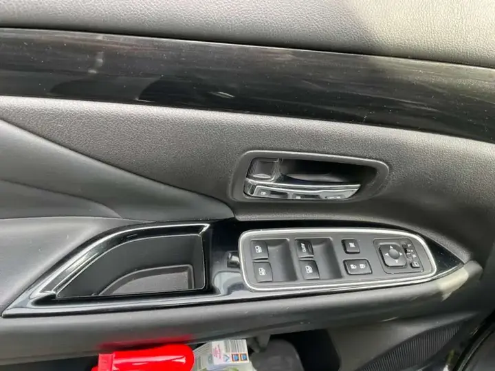 Mitsubishi Outlander 2017 photo 3