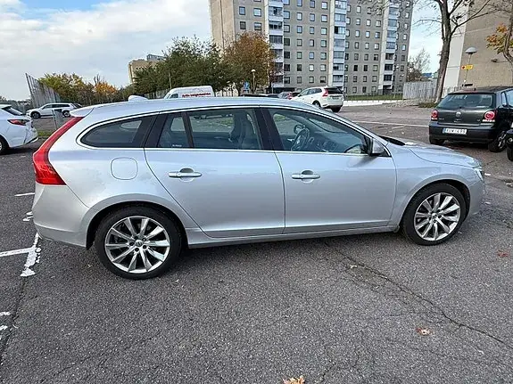Volvo V60 2016 photo 4
