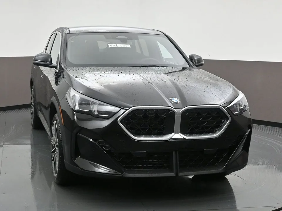 BMW X2 2026 photo 2