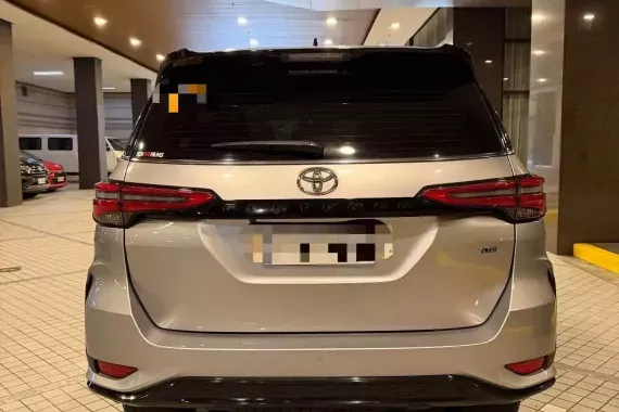 Toyota Fortuner 2023 photo 4