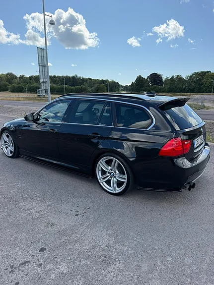 BMW 330D 2010 photo 5