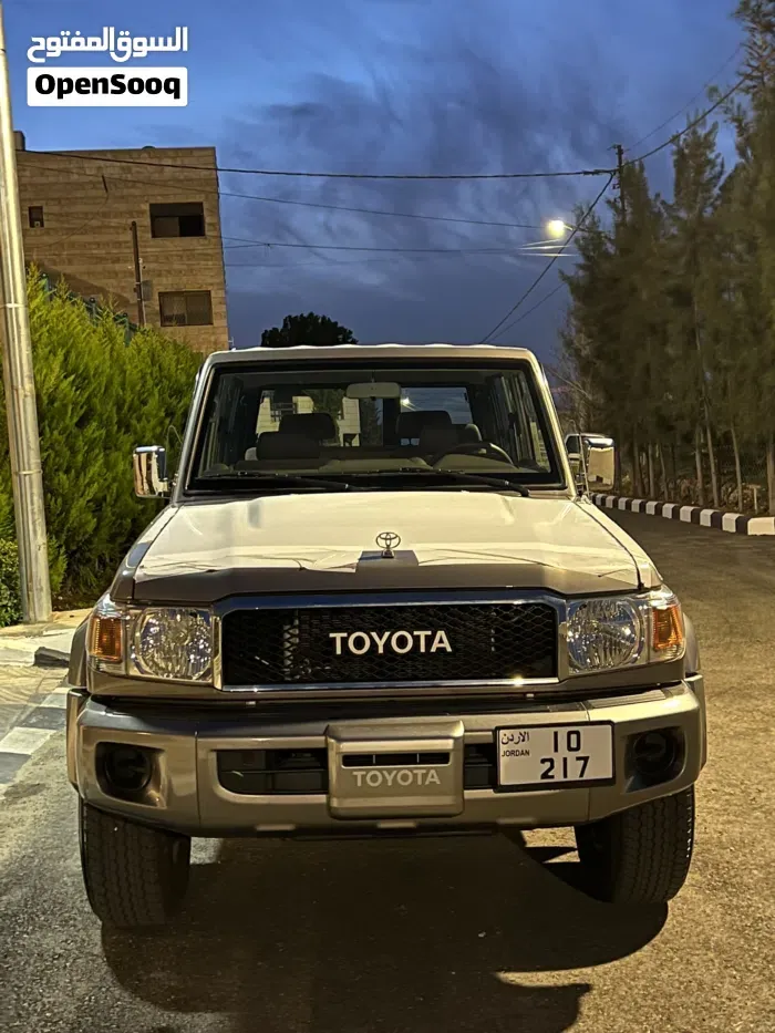Toyota Land Cruiser 2022 photo 2