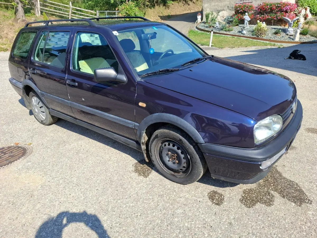 Volkswagen Golf 1998 photo 2