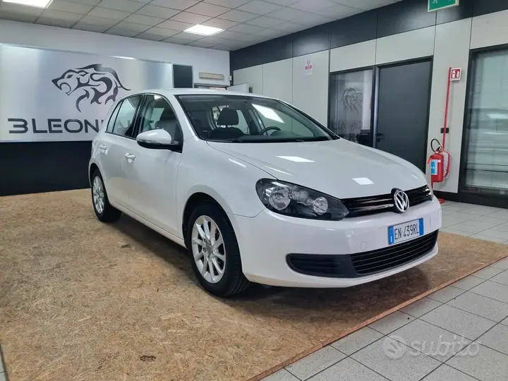 Volkswagen Golf 2012 photo 2