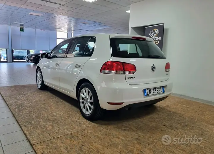 Volkswagen Golf 2012 photo 4