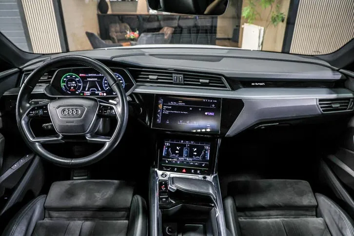 Audi E-Tron Sportback 2020 photo 2