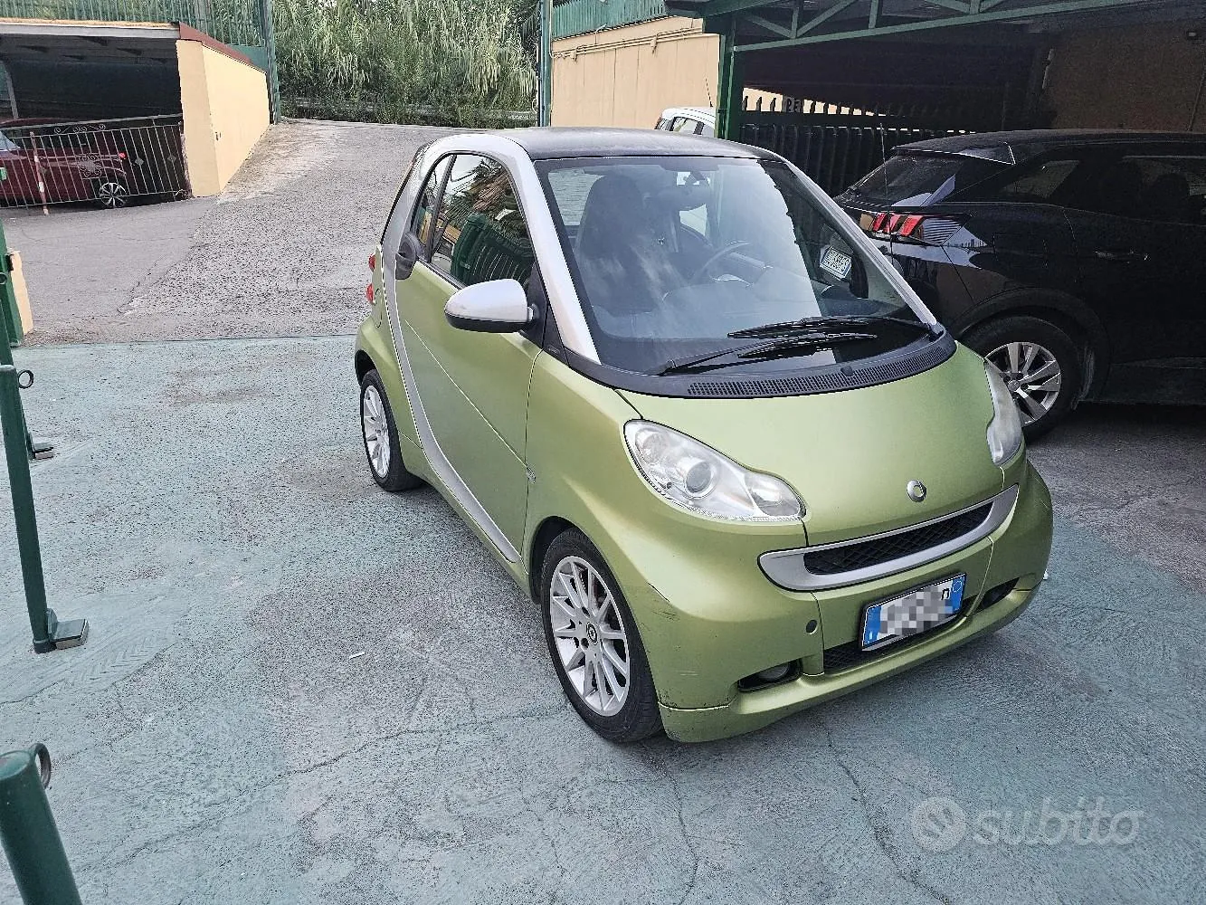 Smart Fortwo 2011 photo 2