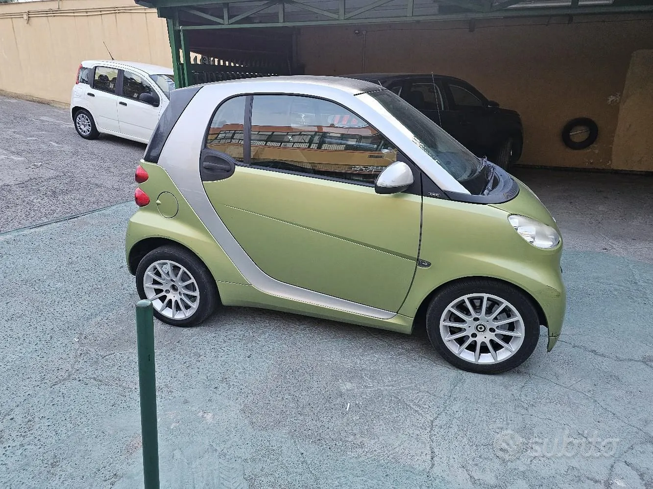Smart Fortwo 2011 photo 3