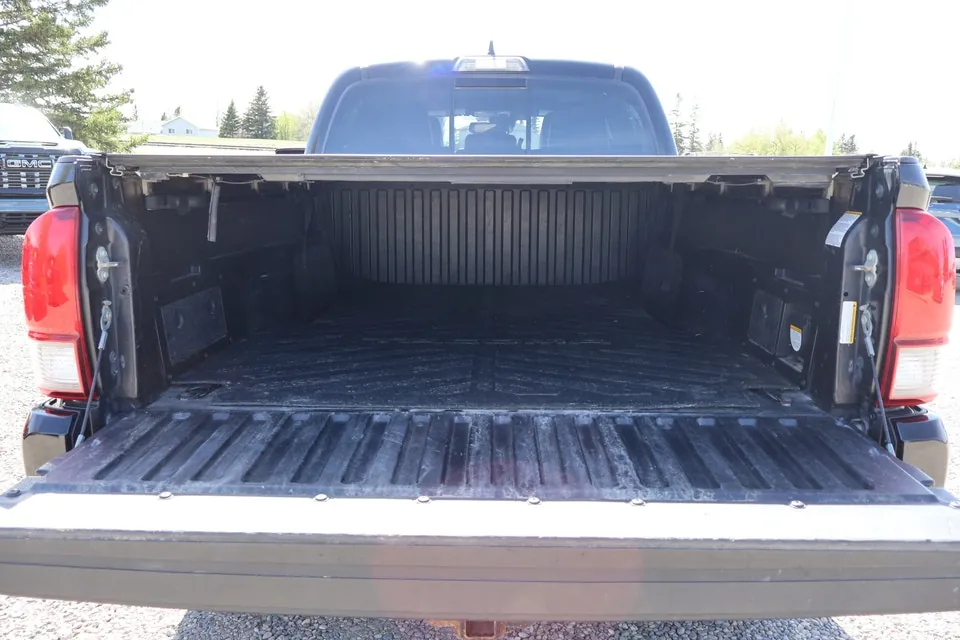Toyota Tacoma 2018 photo 5