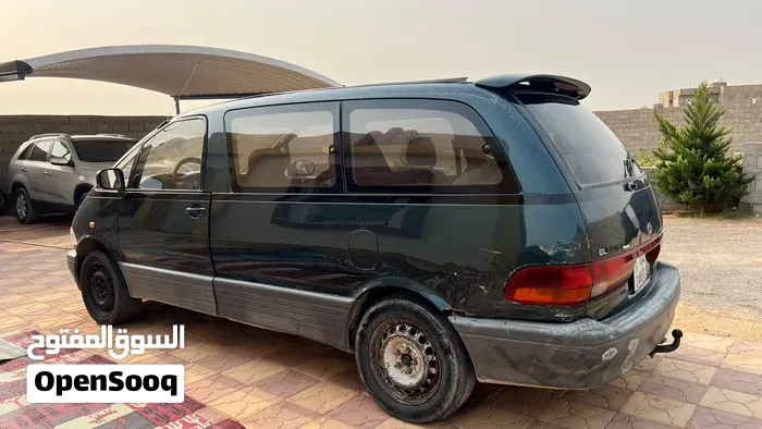 Toyota Previa 1970 photo 4
