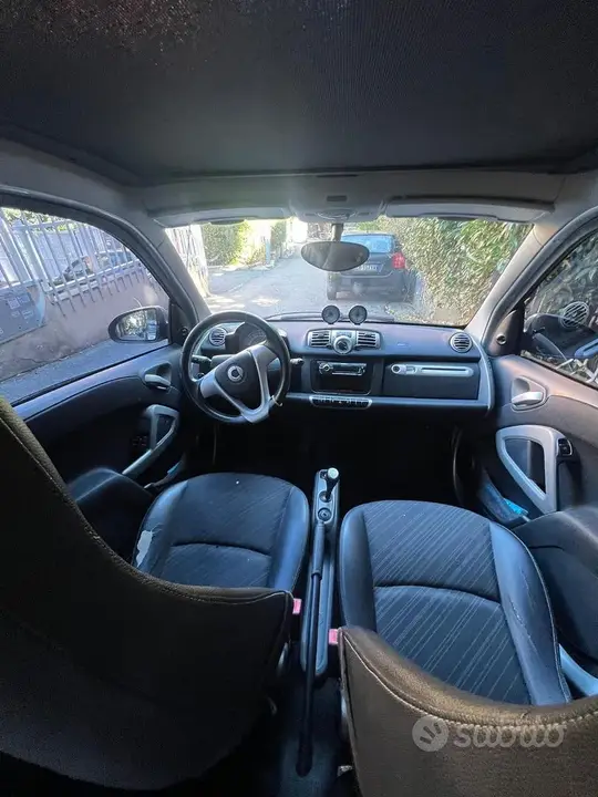 Smart Fortwo 2011 photo 5