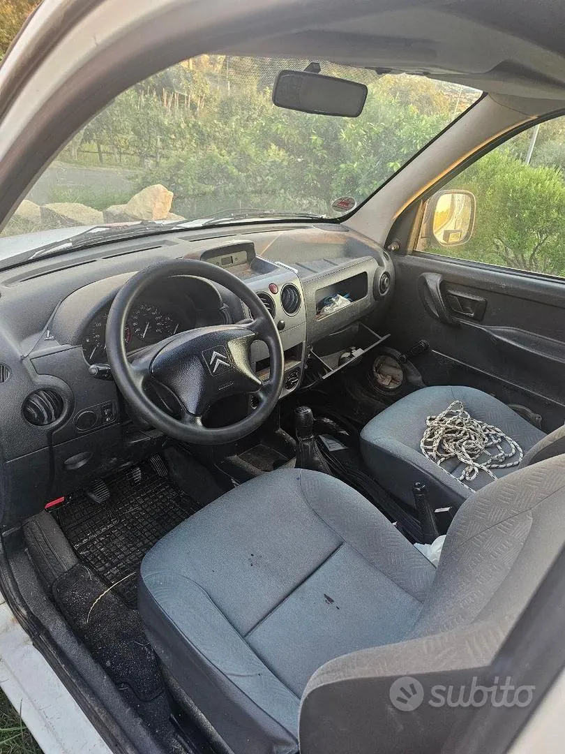 Citroen Berlingo 2005 photo 2