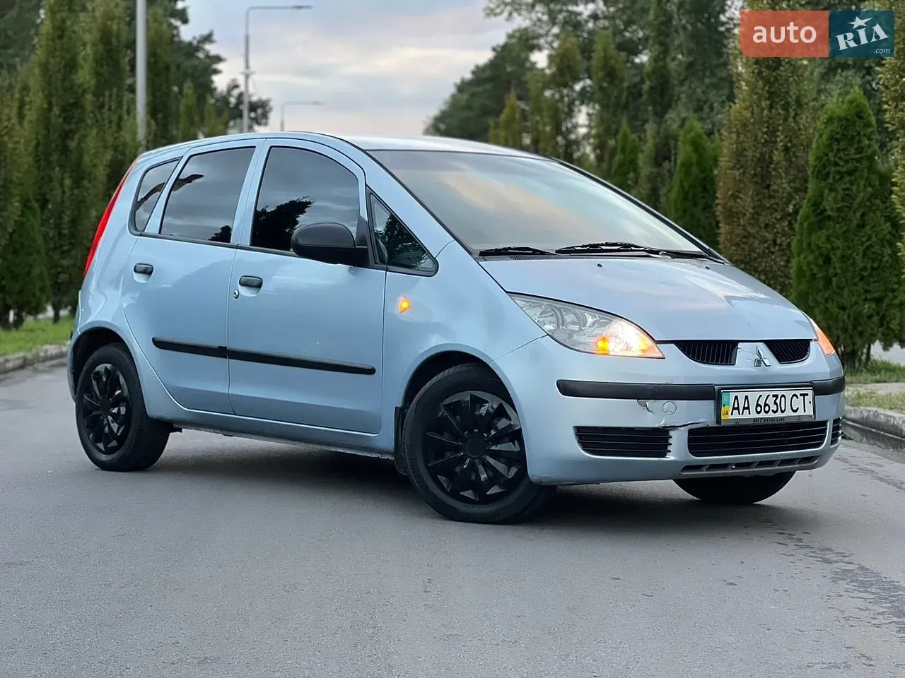 Mitsubishi Colt 2005 photo 4