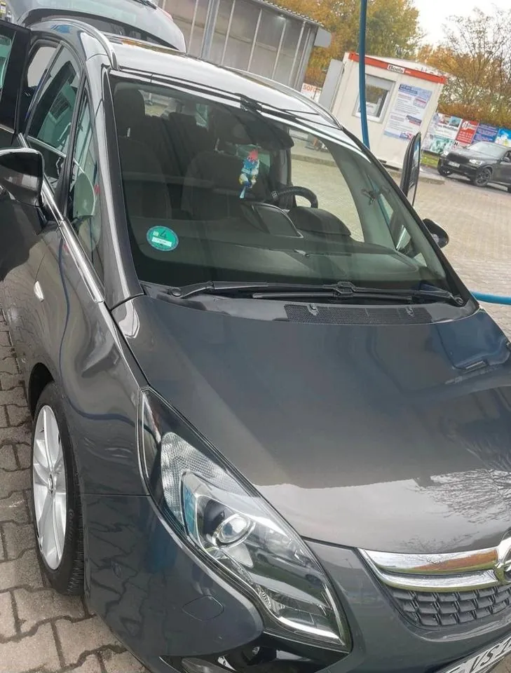 Opel Zafira Tourer