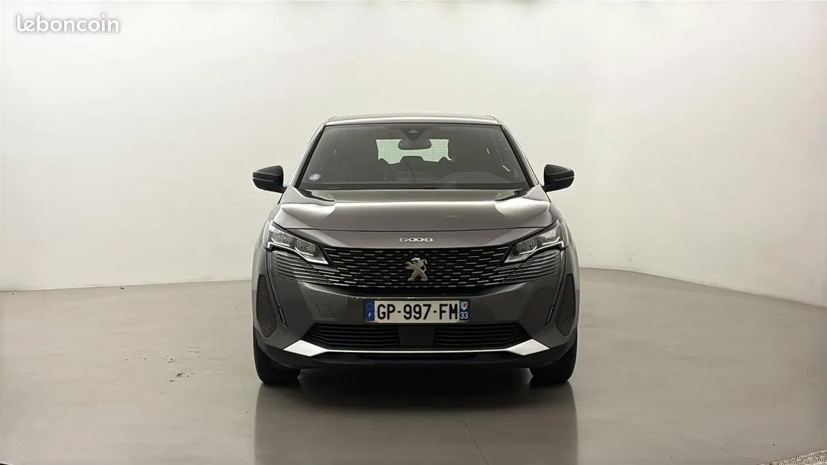 Peugeot 5008 2023 photo 2