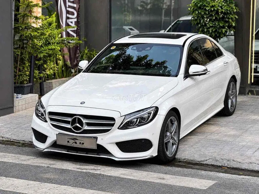 Mercedes-Benz C-Class