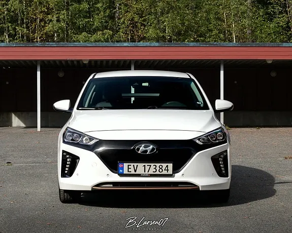 Hyundai Ioniq 2019 photo 2