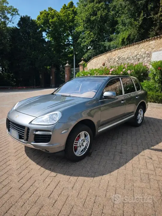 Porsche Cayenne Turbo