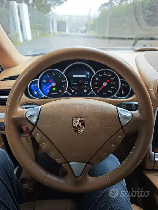 Porsche Cayenne Turbo 2007 photo 5