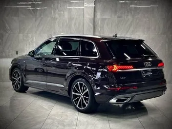 Audi Q7 2021 photo 3