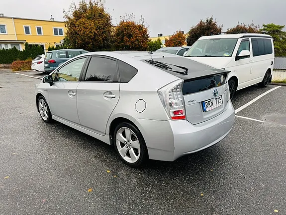 Toyota Prius 2010 photo 2