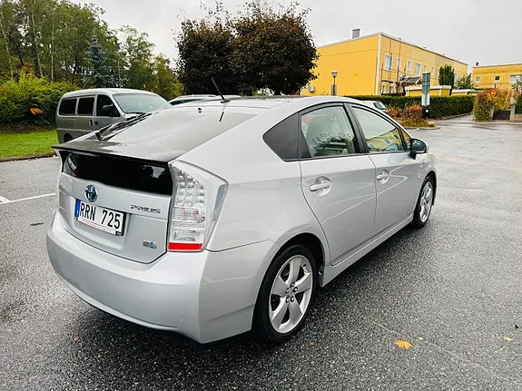 Toyota Prius 2010 photo 3