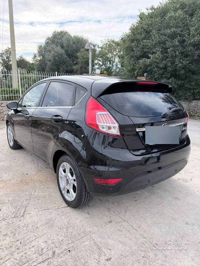 Ford Fiesta 2016 photo 3