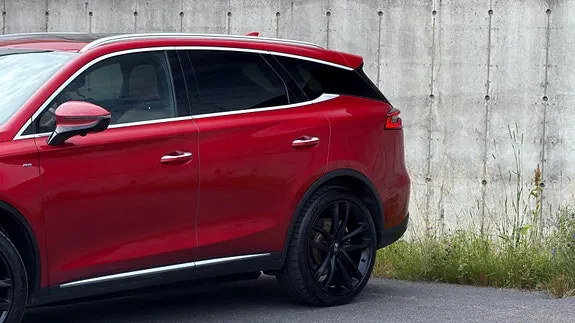 BYD Tang 2022 photo 4