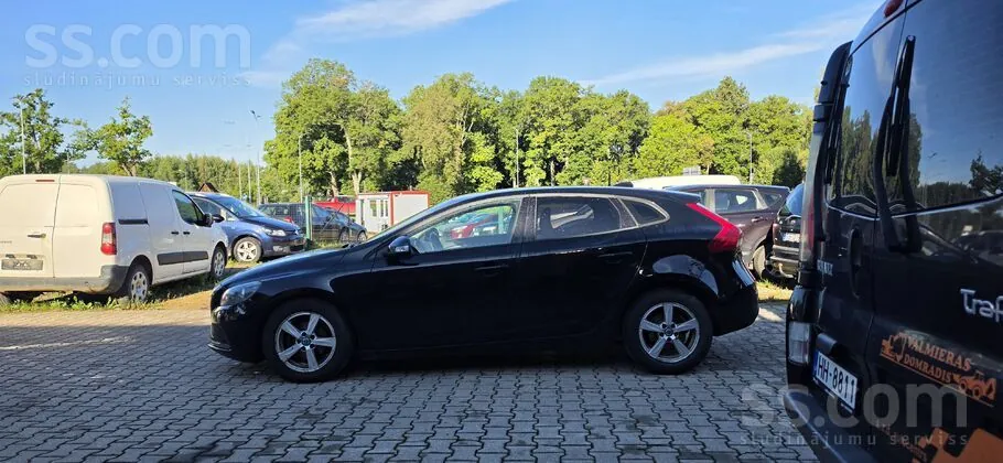 Volvo V40 2013 photo 5