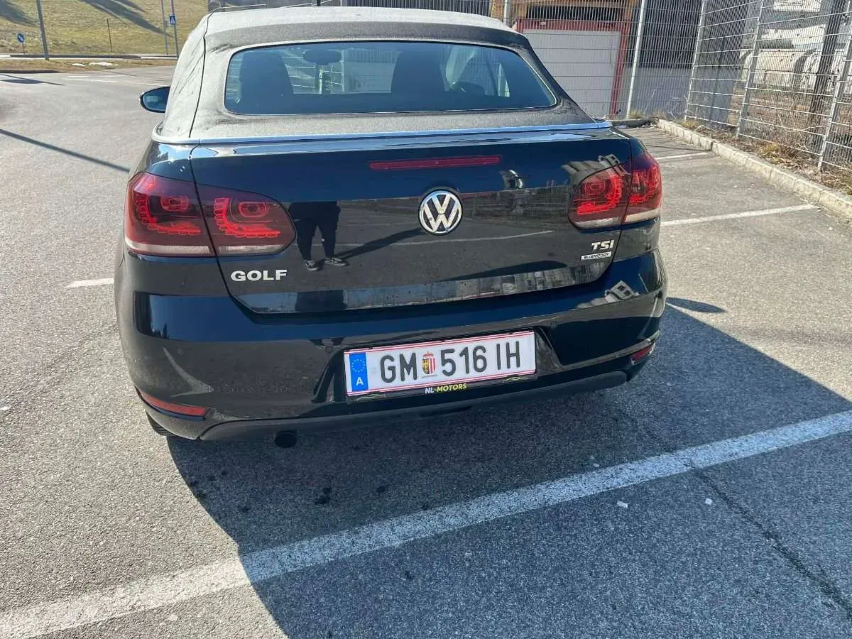 Volkswagen Golf 2012 photo 2