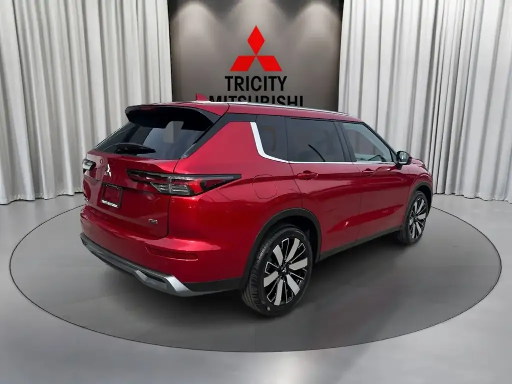 Mitsubishi Outlander 2026 photo 5