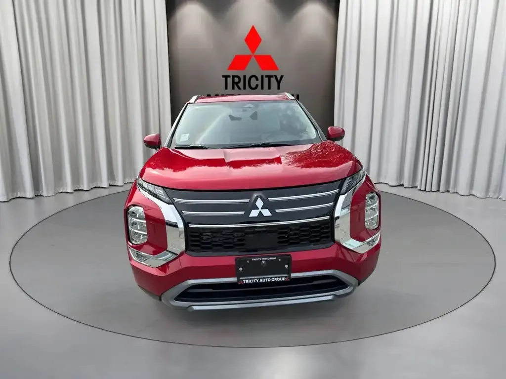 Mitsubishi Outlander 2026 photo 2