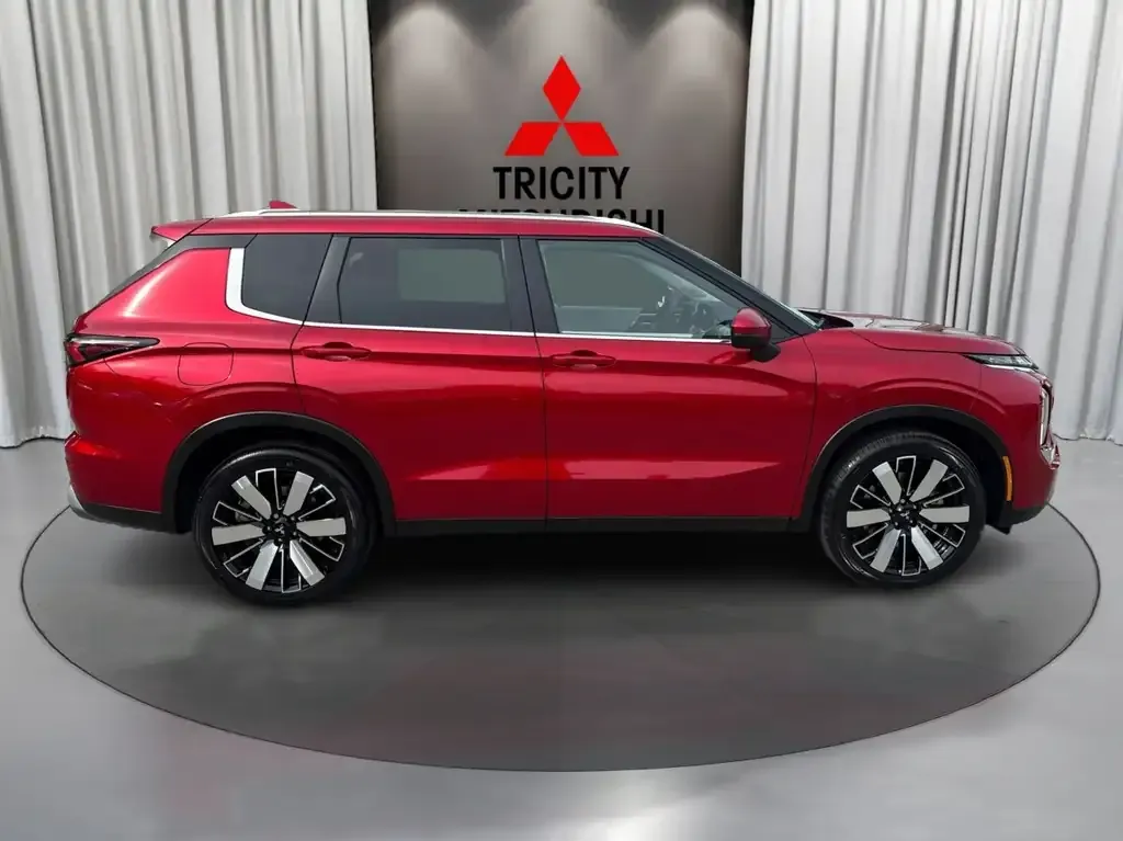Mitsubishi Outlander 2026 photo 4