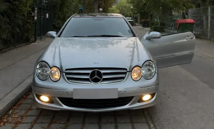 Mercedes-Benz Clk-Class 2007 photo 3