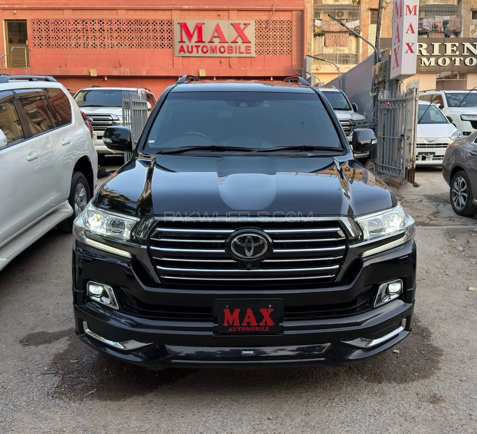 Toyota Land Cruiser