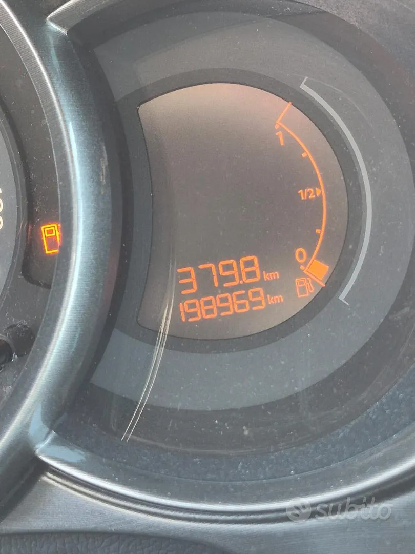 Citroen C3 2010 photo 2