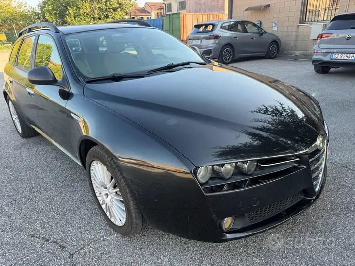 Alfa Romeo 159