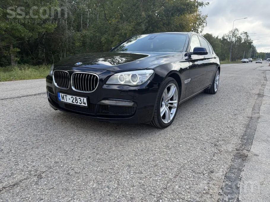 BMW 730D 2014 photo 2